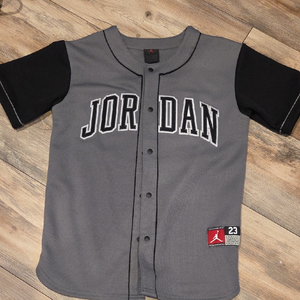 Jordan Kids Charcoal and Black Jersey